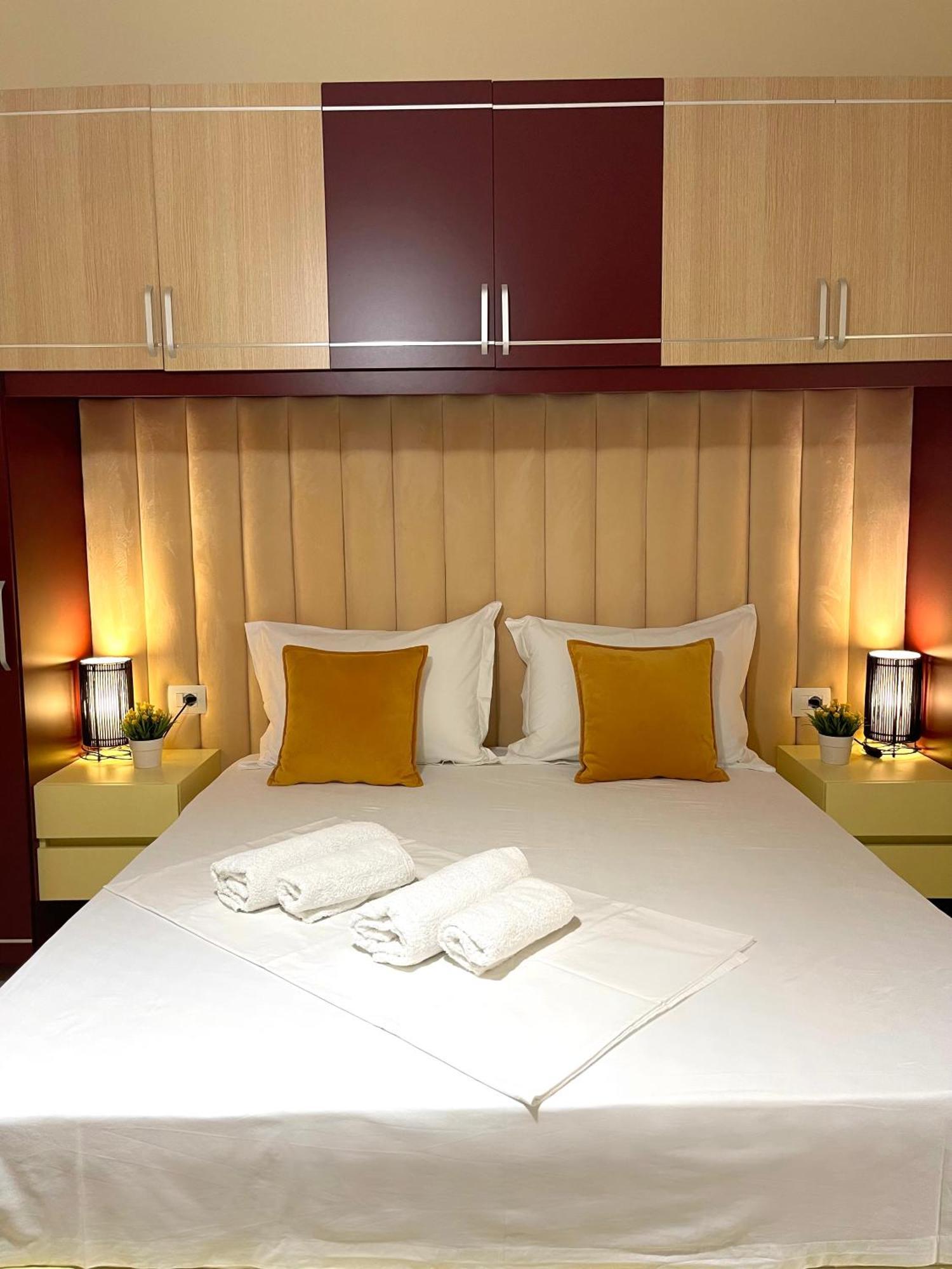Melina Apartments Sarandë 外观 照片
