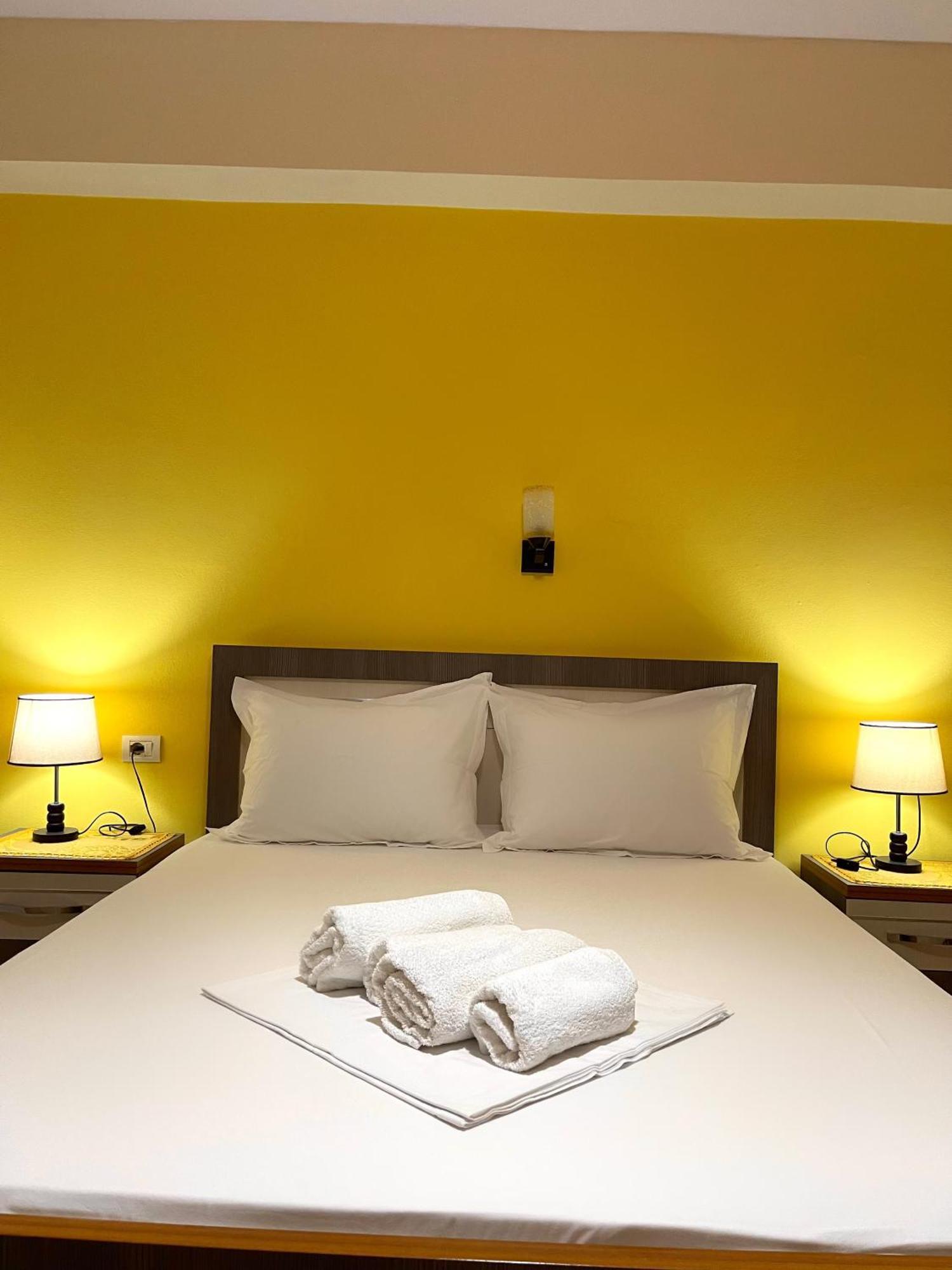 Melina Apartments Sarandë 外观 照片