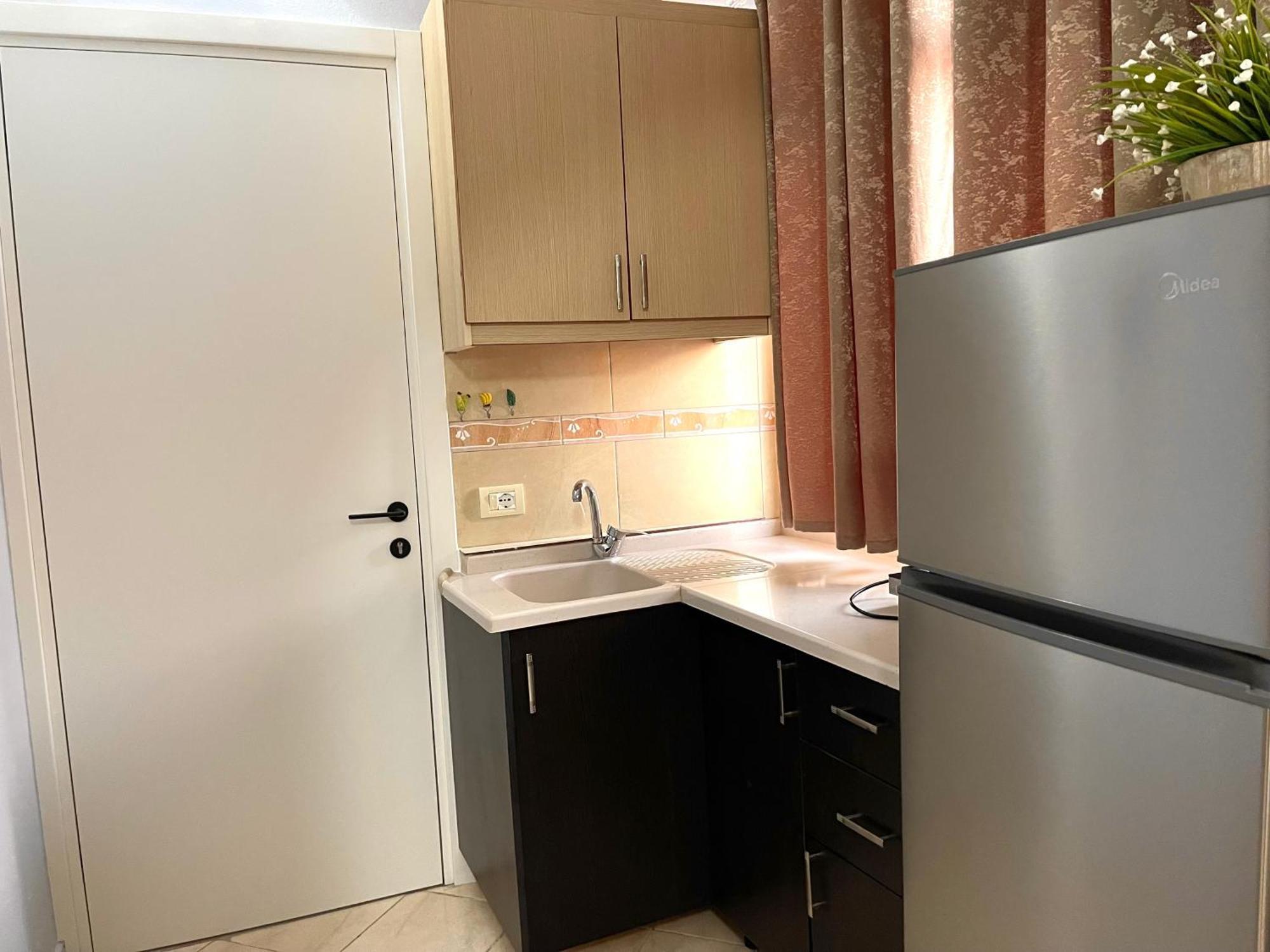 Melina Apartments Sarandë 外观 照片