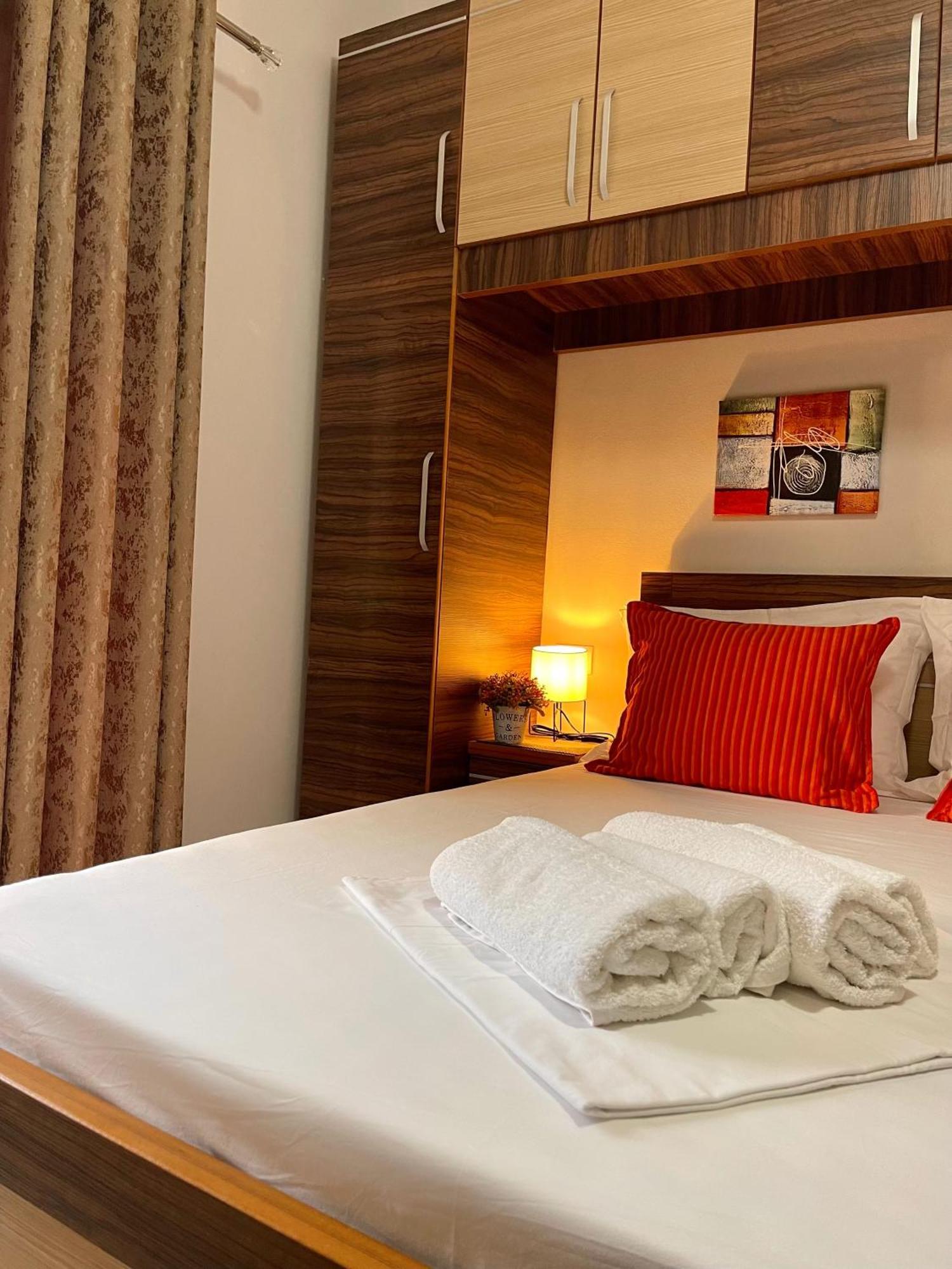 Melina Apartments Sarandë 外观 照片