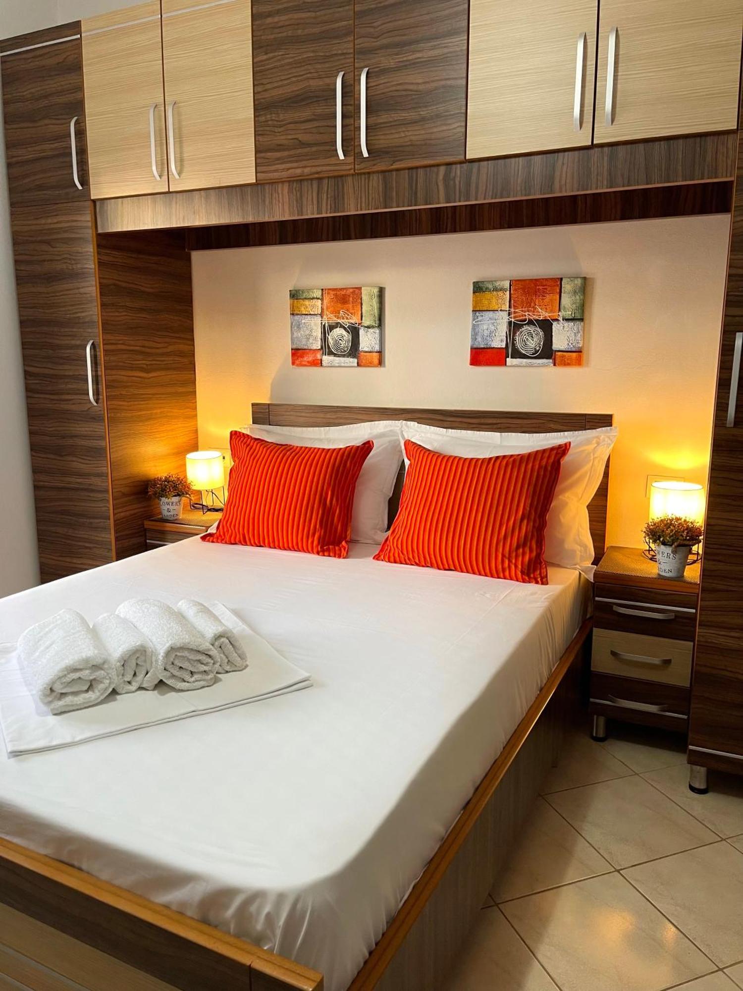 Melina Apartments Sarandë 外观 照片