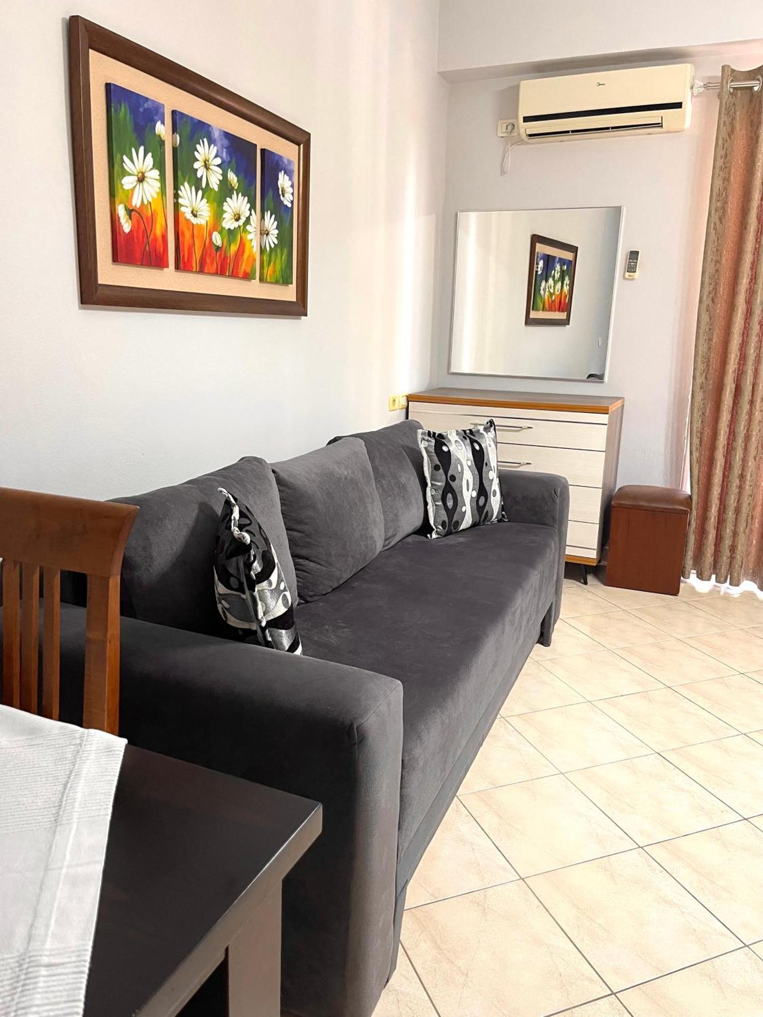 Melina Apartments Sarandë 外观 照片